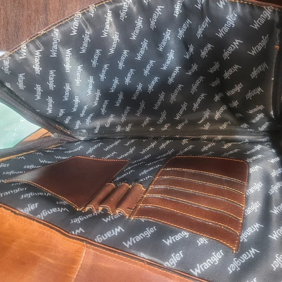 Vintage Wrangler Two-tone Leather Laptop Bag Briefcase Tooled Silver Buckles - Picture 3 of 8